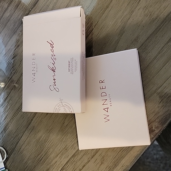 NWT Wander Eye & Face Palett - Picture 5 of 8